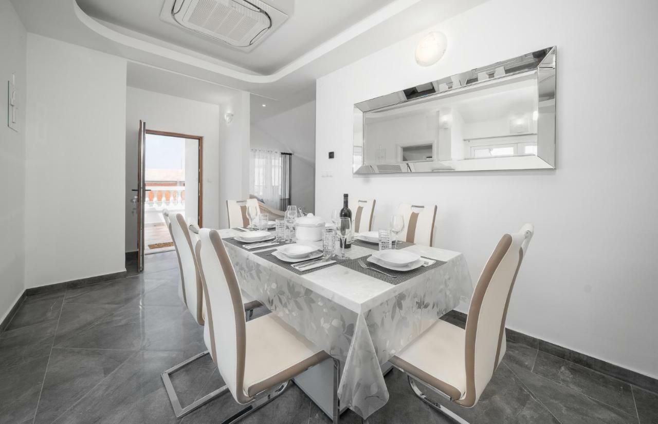 Apartments Lipic Vodice Buitenkant foto